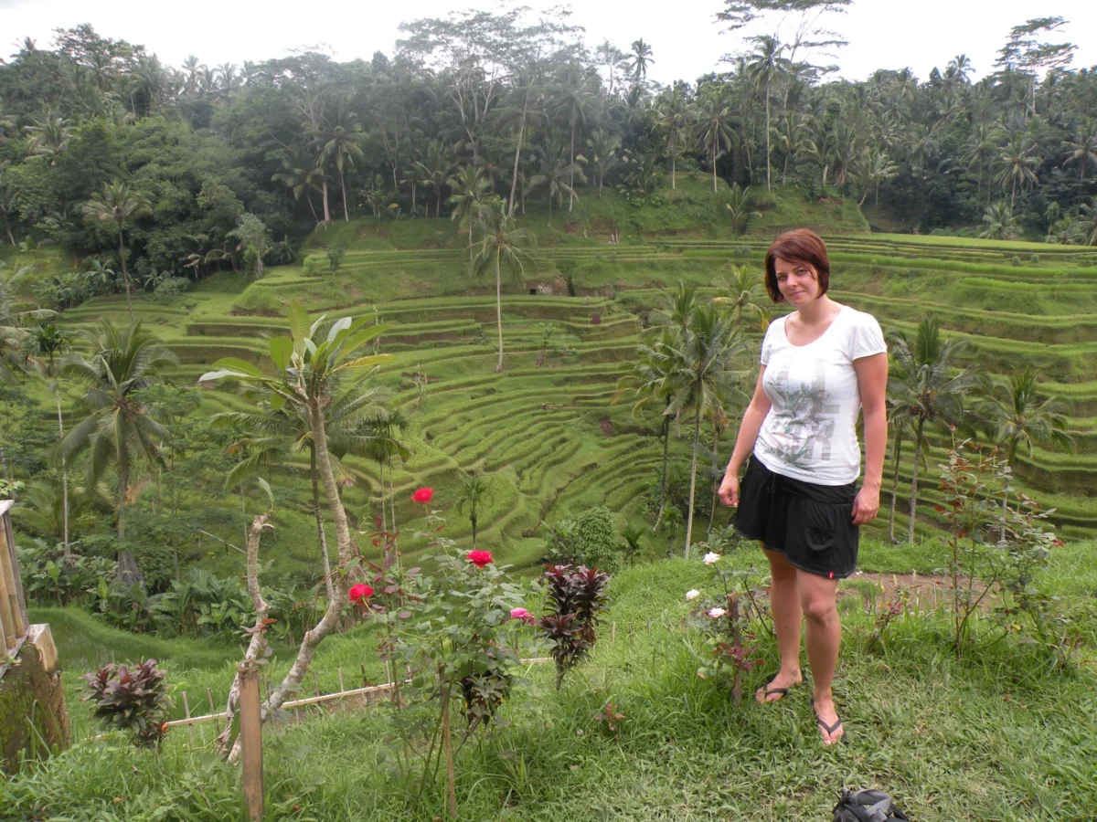 Erika pri ryžových terasách – Bali