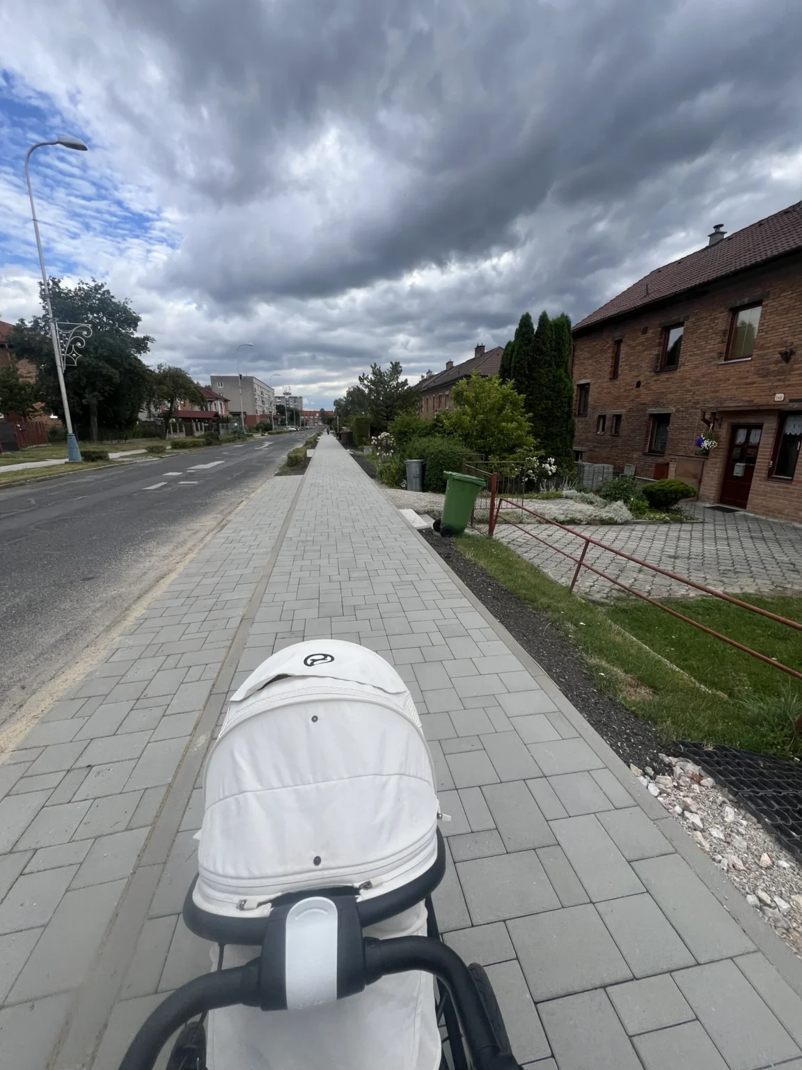 Cesta so kočíkom vo Svite